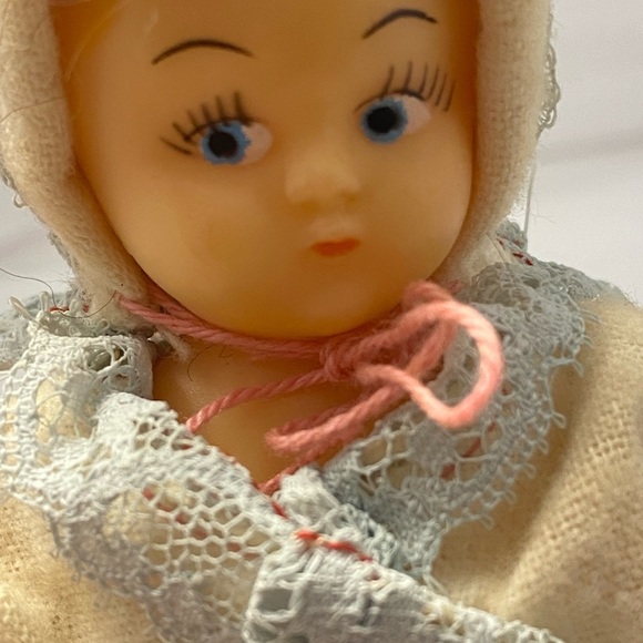 ⚡️Vintage 1970’s doll good condition for age⚡️ - Picture 9 of 12